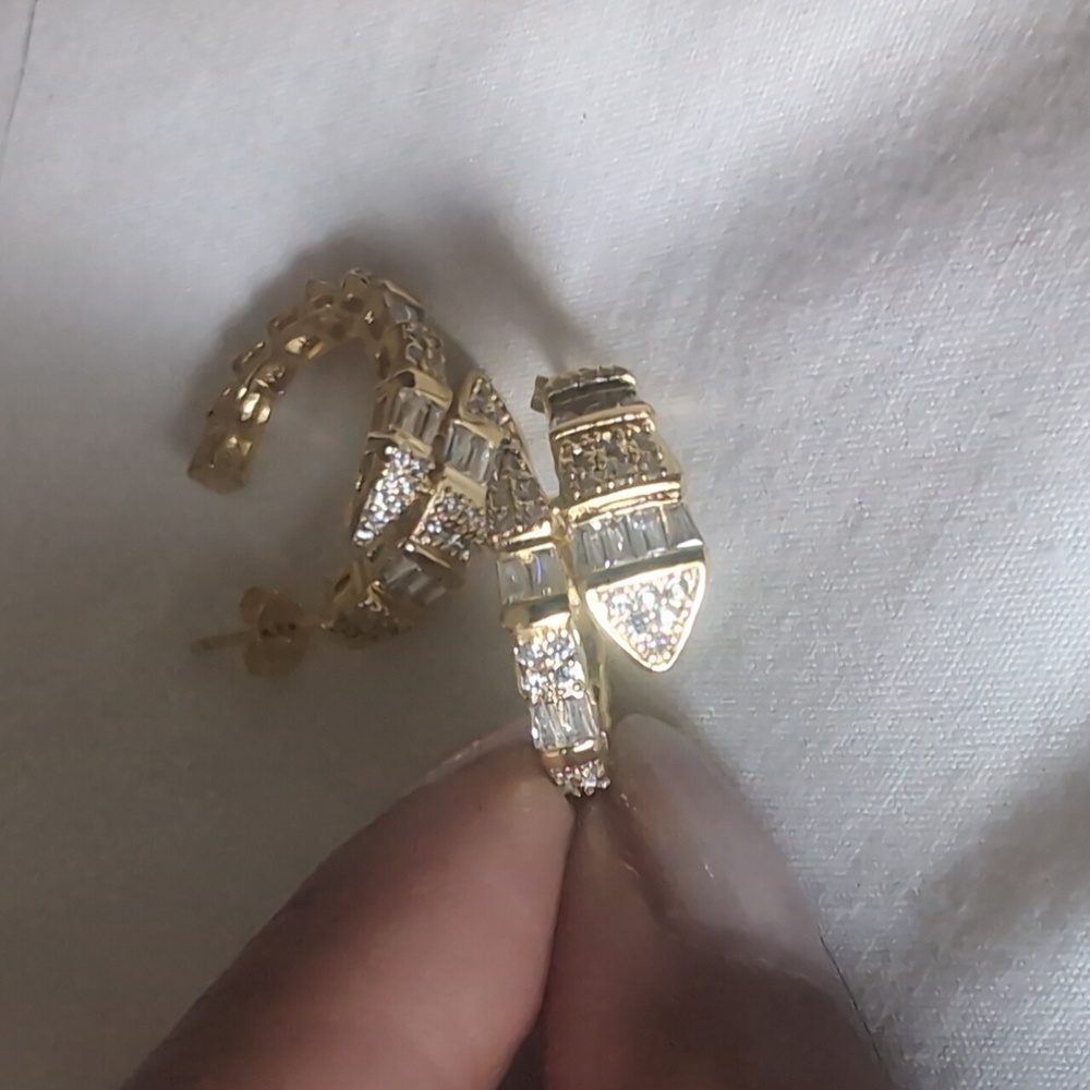 Serpent earrings